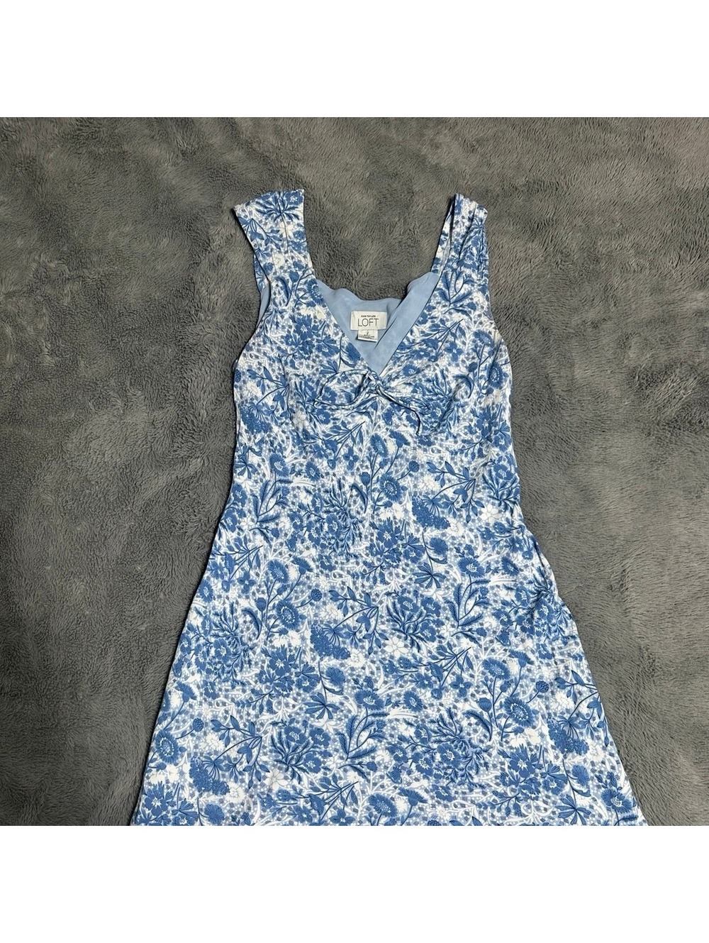 LOFT Blue White Floral Tie Front Fit & Flare Dress Size 2